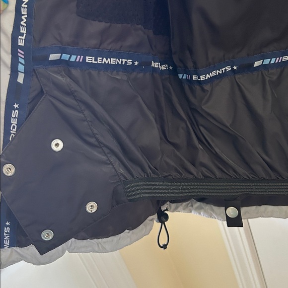 Betty Rides Elements Series Snowboarding Parka Size M - Picture 3 of 12